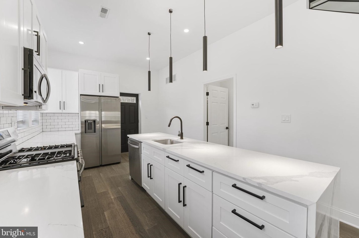 5200 Wakefield St, Philadelphia PA  19144-2325 exterior