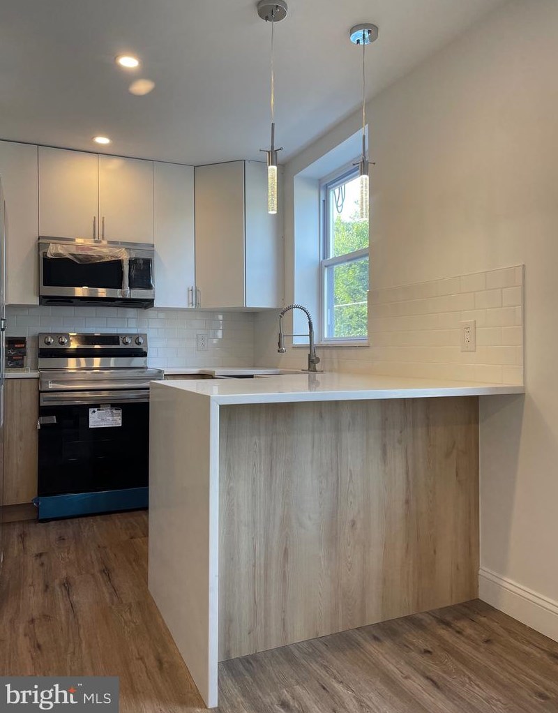 4268 Griscom St, Philadelphia PA  19124-4544 exterior