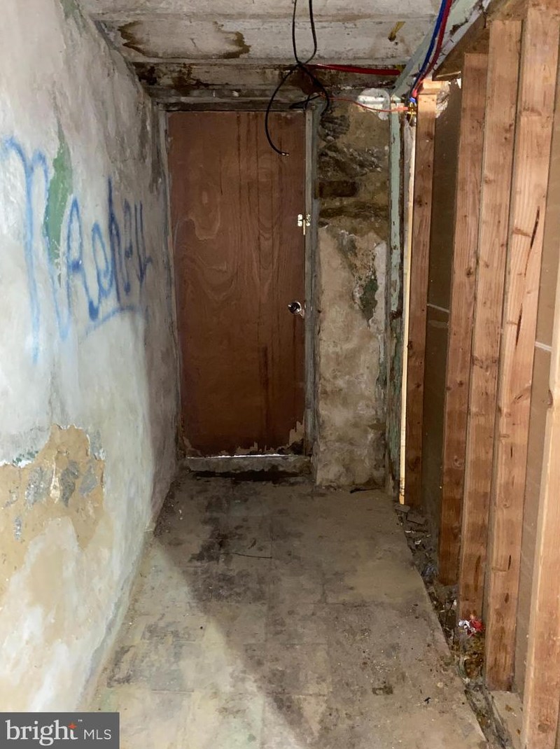 6026 Marvine St, Philadelphia PA  19141-3208 exterior