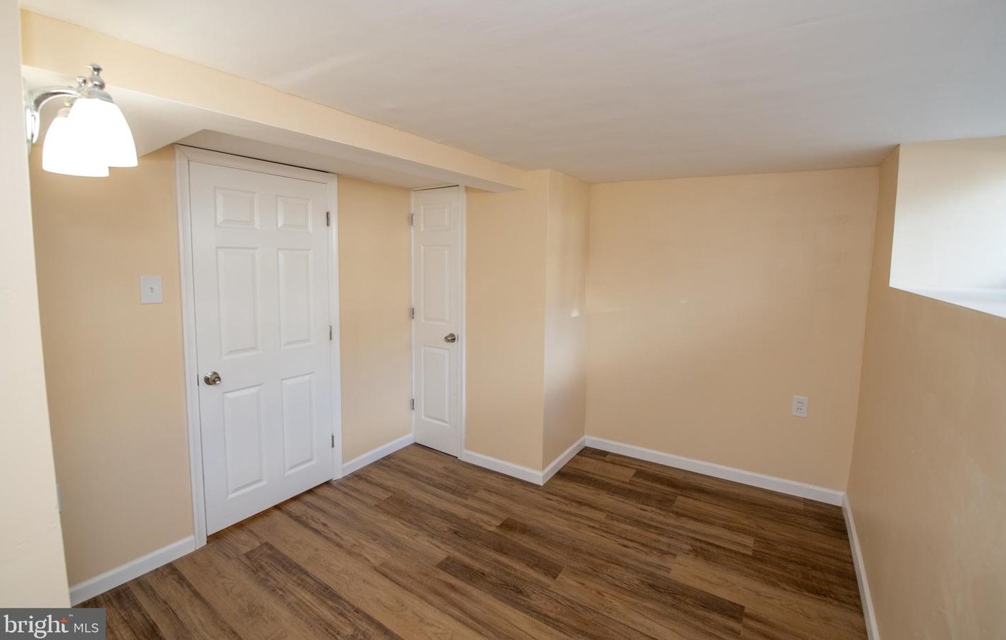 1138 Sanger St, Philadelphia PA  19124-1131 exterior