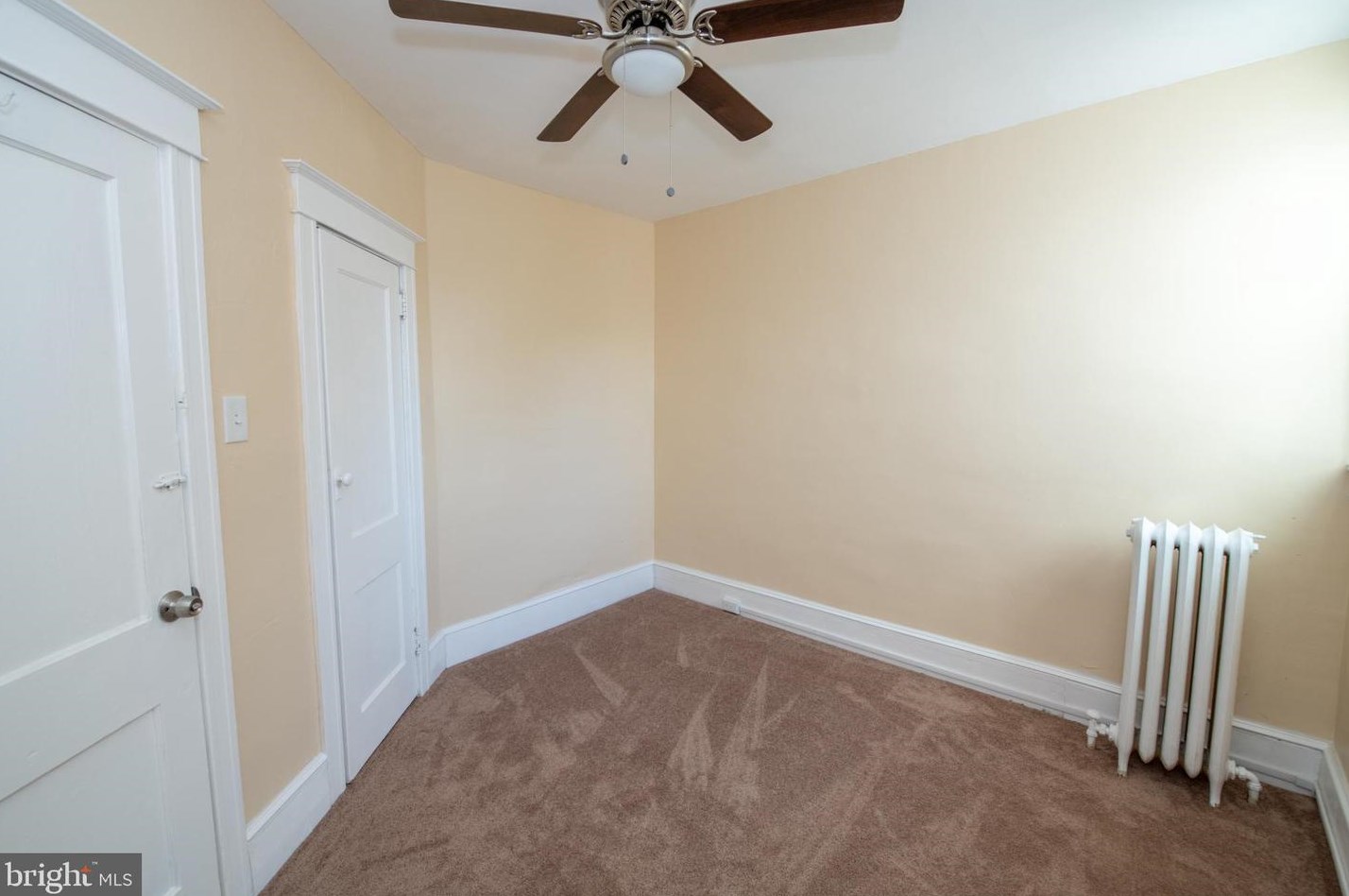 1138 Sanger St, Philadelphia PA  19124-1131 exterior