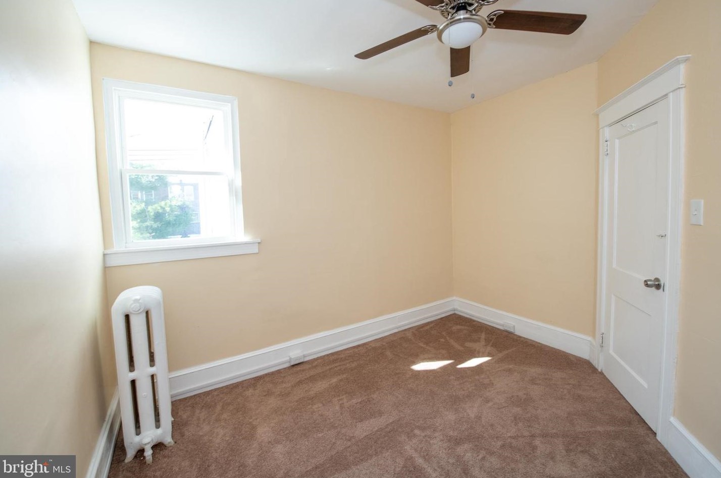 1138 Sanger St, Philadelphia PA  19124-1131 exterior