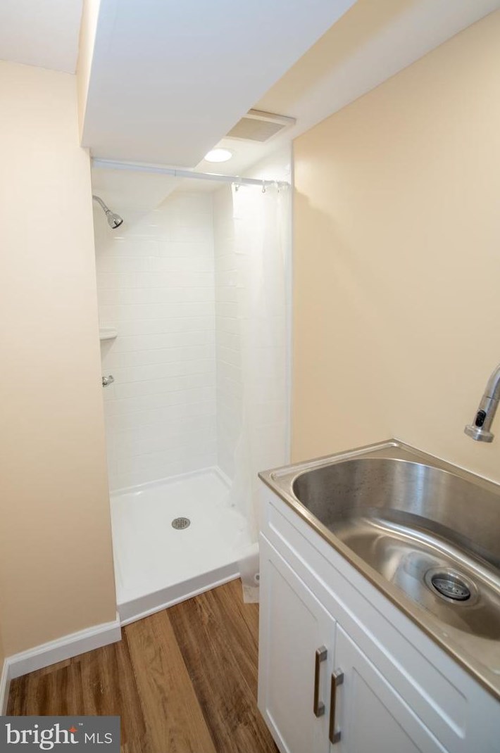 1138 Sanger St, Philadelphia PA  19124-1131 exterior