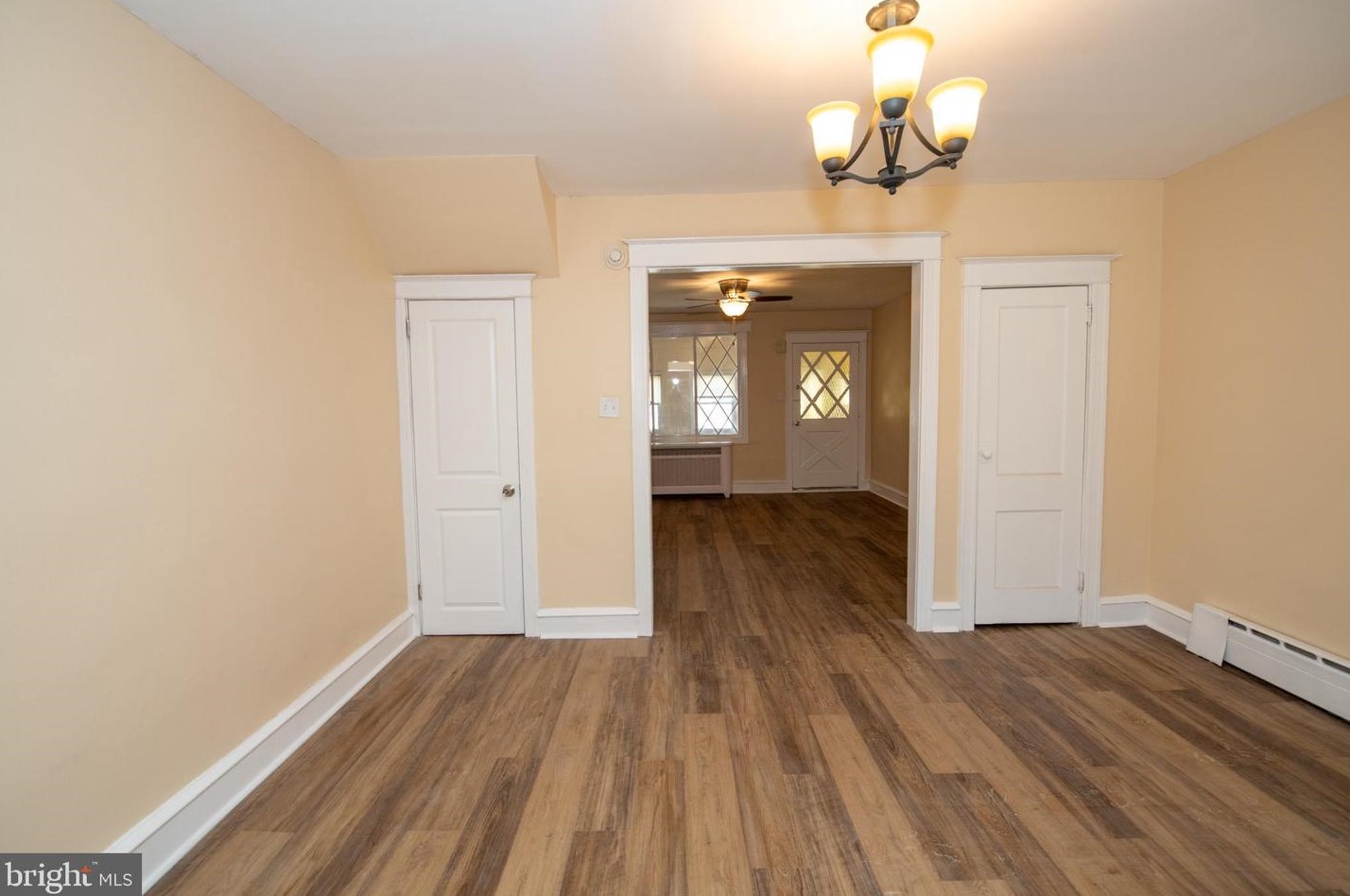 1138 Sanger St, Philadelphia PA  19124-1131 exterior