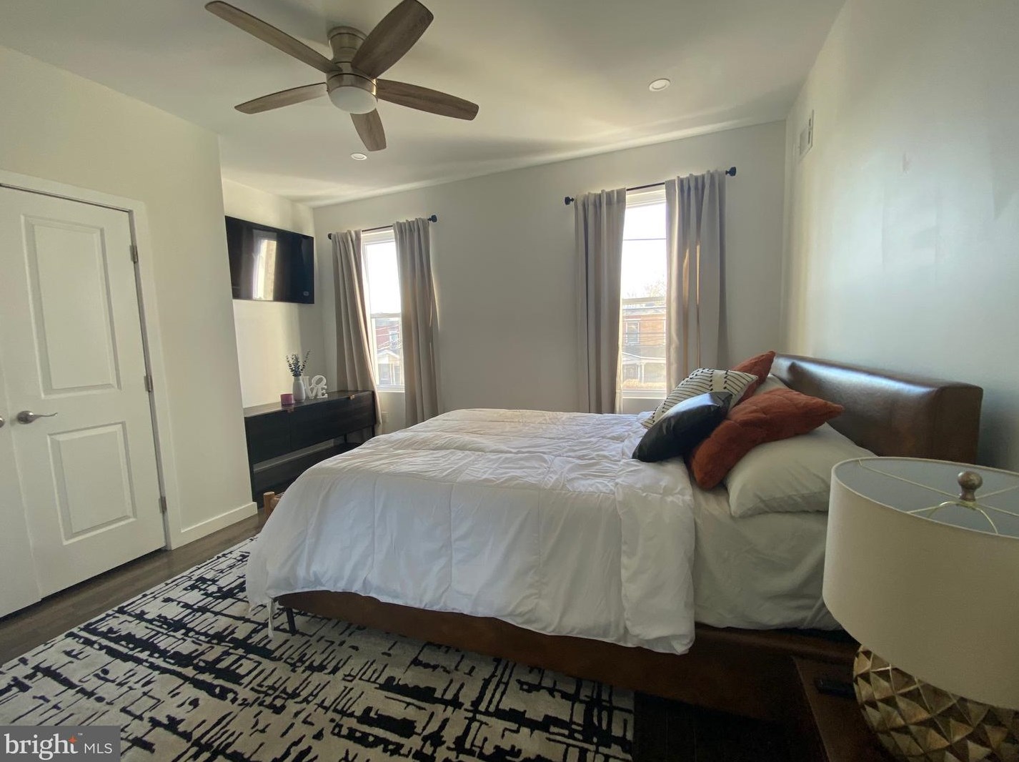 5233 Jefferson St, Philadelphia PA  19131-3603 exterior