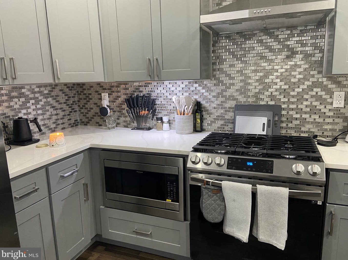 5233 Jefferson St, Philadelphia PA  19131-3603 exterior