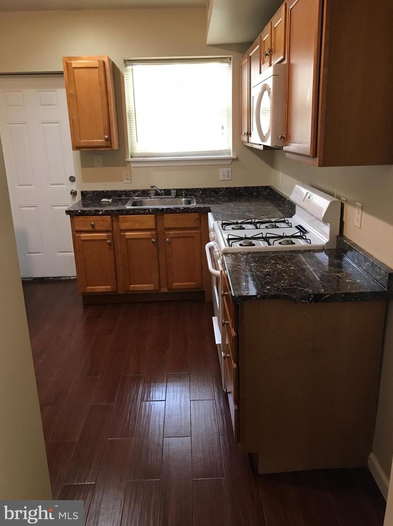 170 Norris St, Philadelphia PA  19122-2436 exterior