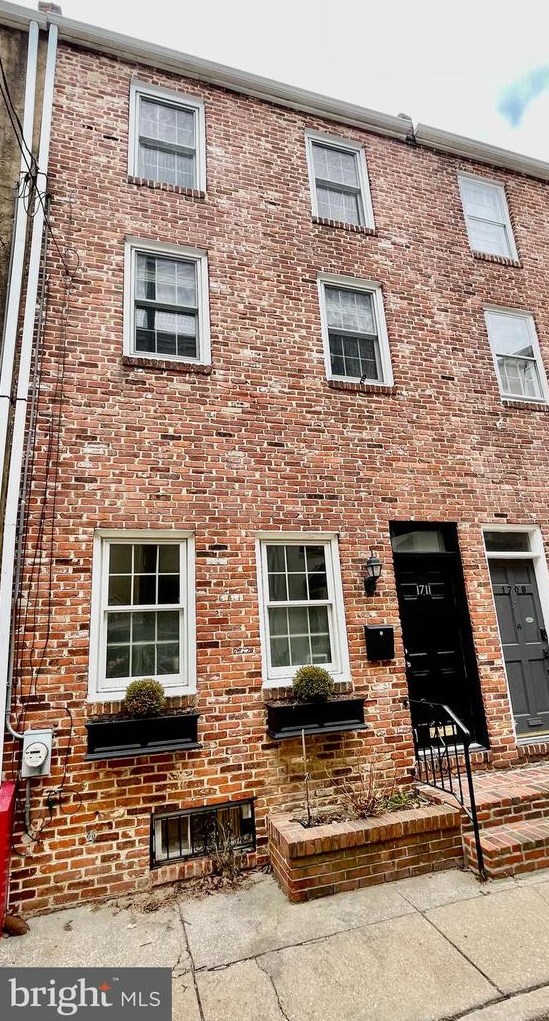 1711 Rodman St, Philadelphia PA  19146-1526 exterior