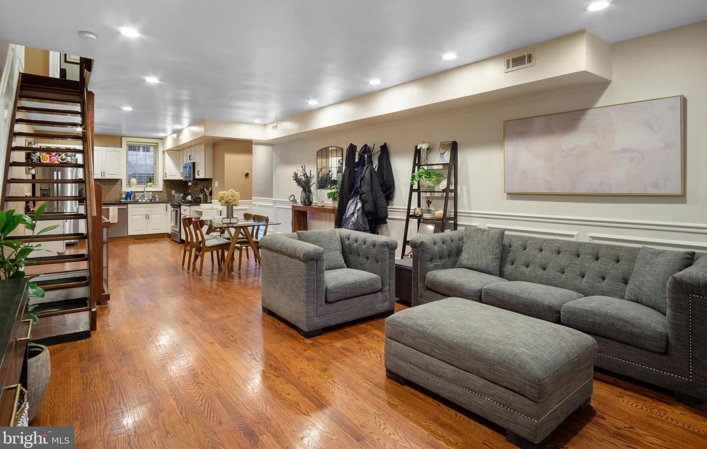 1113 7th St, Philadelphia PA  19147-4806 exterior