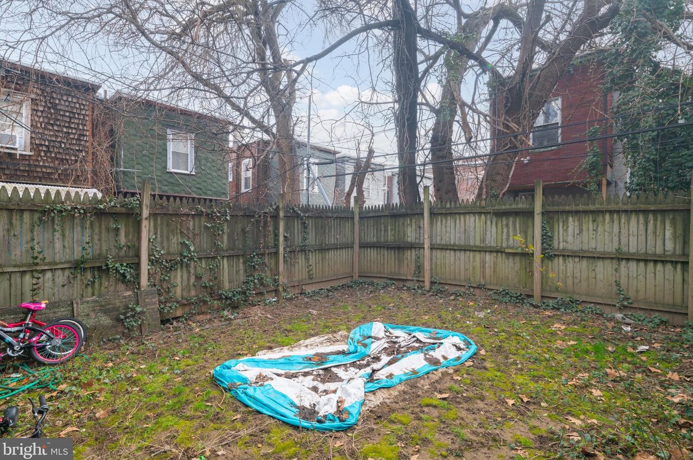 1312 Eleanor St, Philadelphia PA  19141-2601 exterior