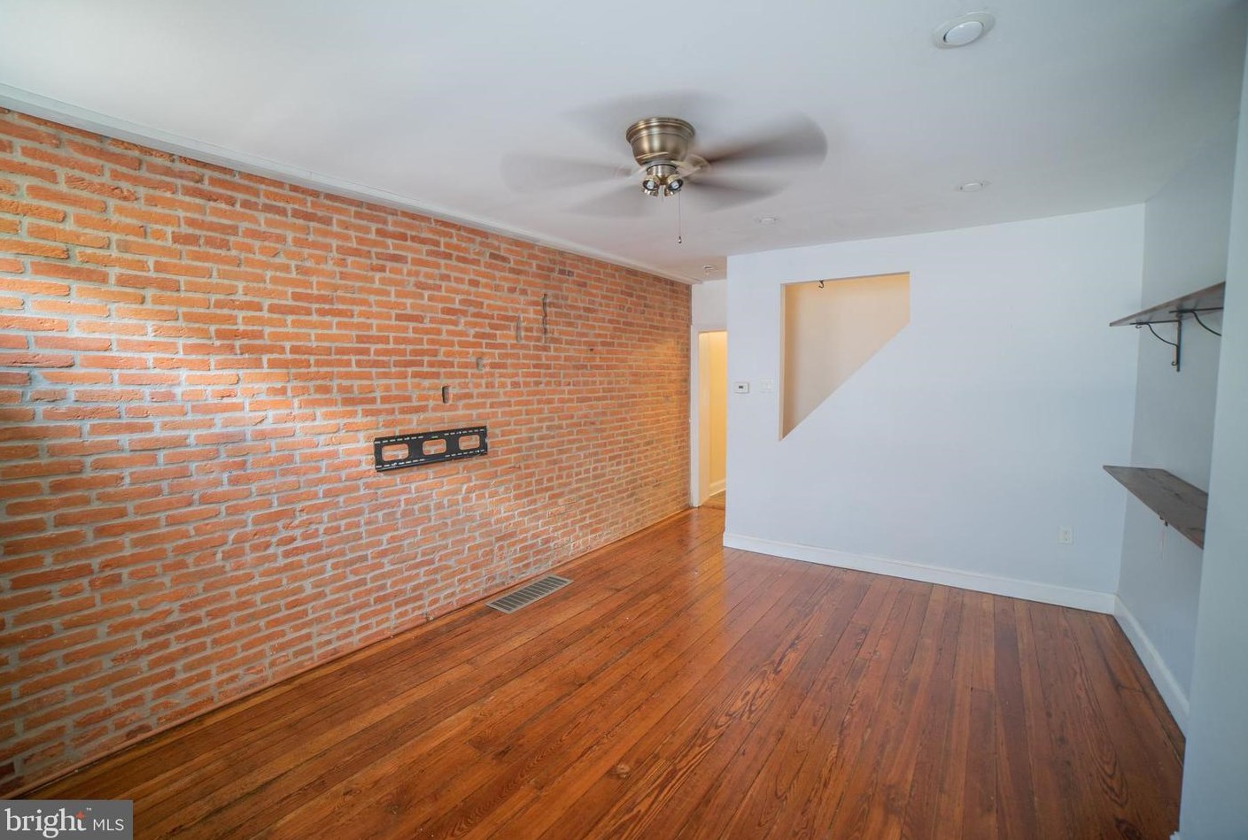 923 Randolph St, Philadelphia PA  19123-1407 exterior