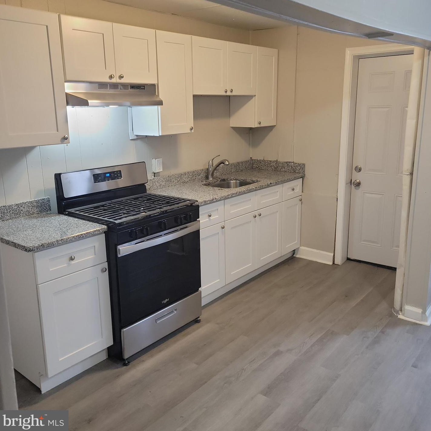 2629 Lloyd St, Philadelphia PA  19153-2418 exterior