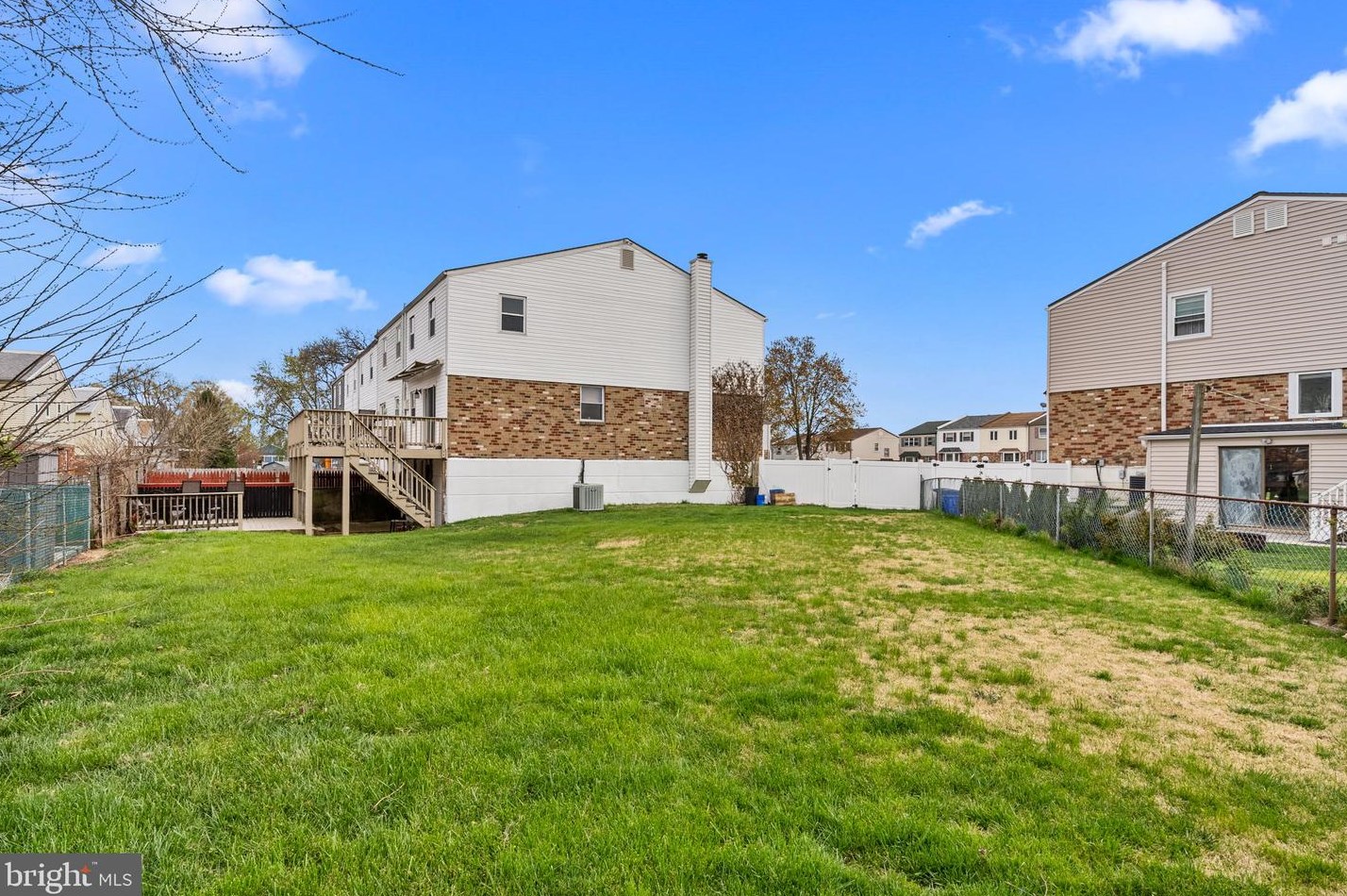 3307 Ashfield Ln, Philadelphia PA  19114-1203 exterior
