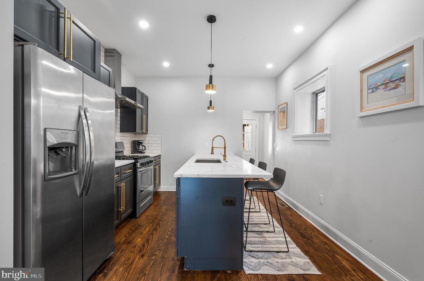 155 Kalos St, Philadelphia PA  19128-3831 exterior