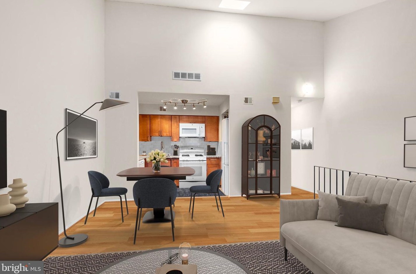 813 Taney St, Philadelphia PA 19146-1045 exterior