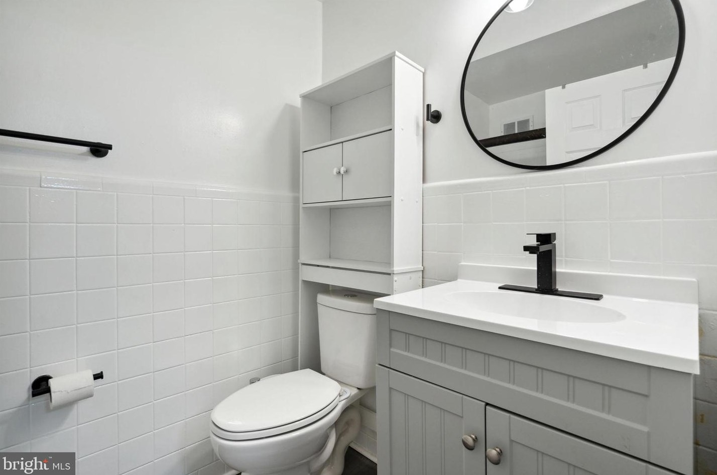 4935 Pennway St, Philadelphia PA  19124-3505 exterior