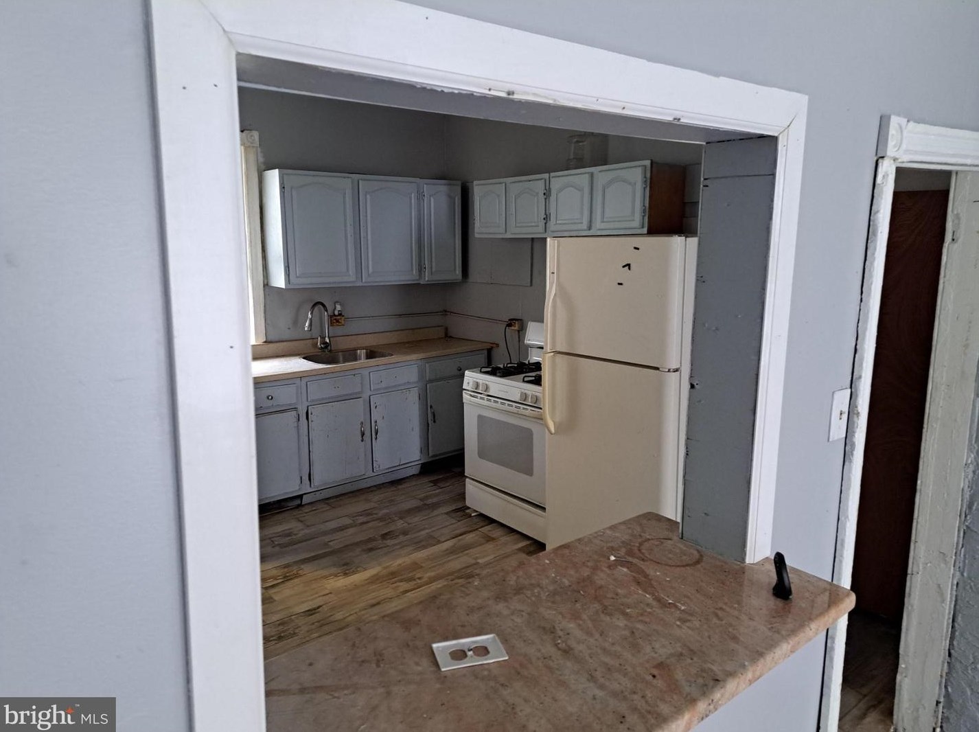 824 Union St, Philadelphia PA  19104-4850 exterior