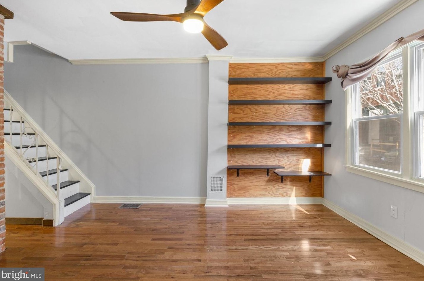 1330 Hewson St, Philadelphia PA  19125-2819 exterior