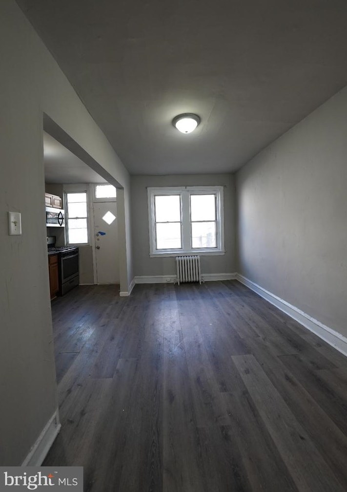 1931 Airdrie St, Philadelphia PA  19140-3513 exterior