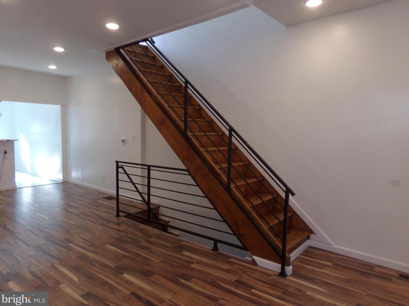 808 Brooklyn St, Philadelphia PA  19104-1405 exterior
