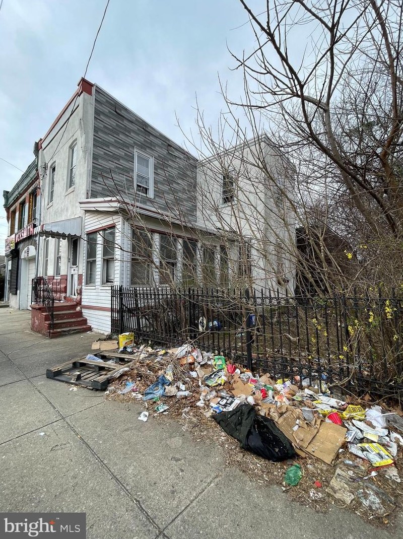 896 50th St, Philadelphia PA  19139-1605 exterior