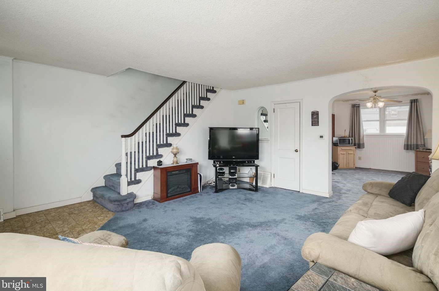 4020 Meridian St, Philadelphia PA 19136-3120 exterior