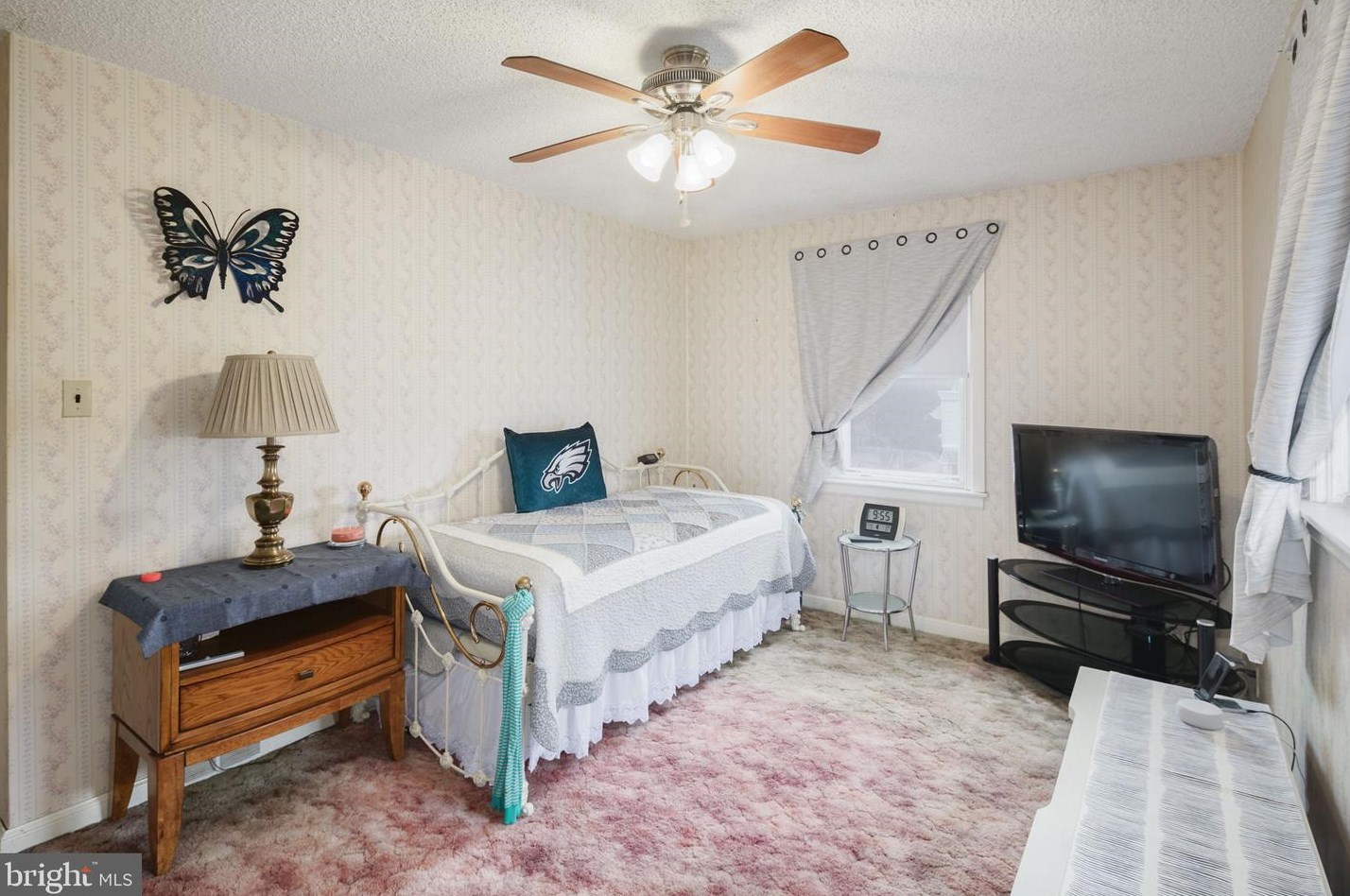 4020 Meridian St, Philadelphia PA 19136-3120 exterior