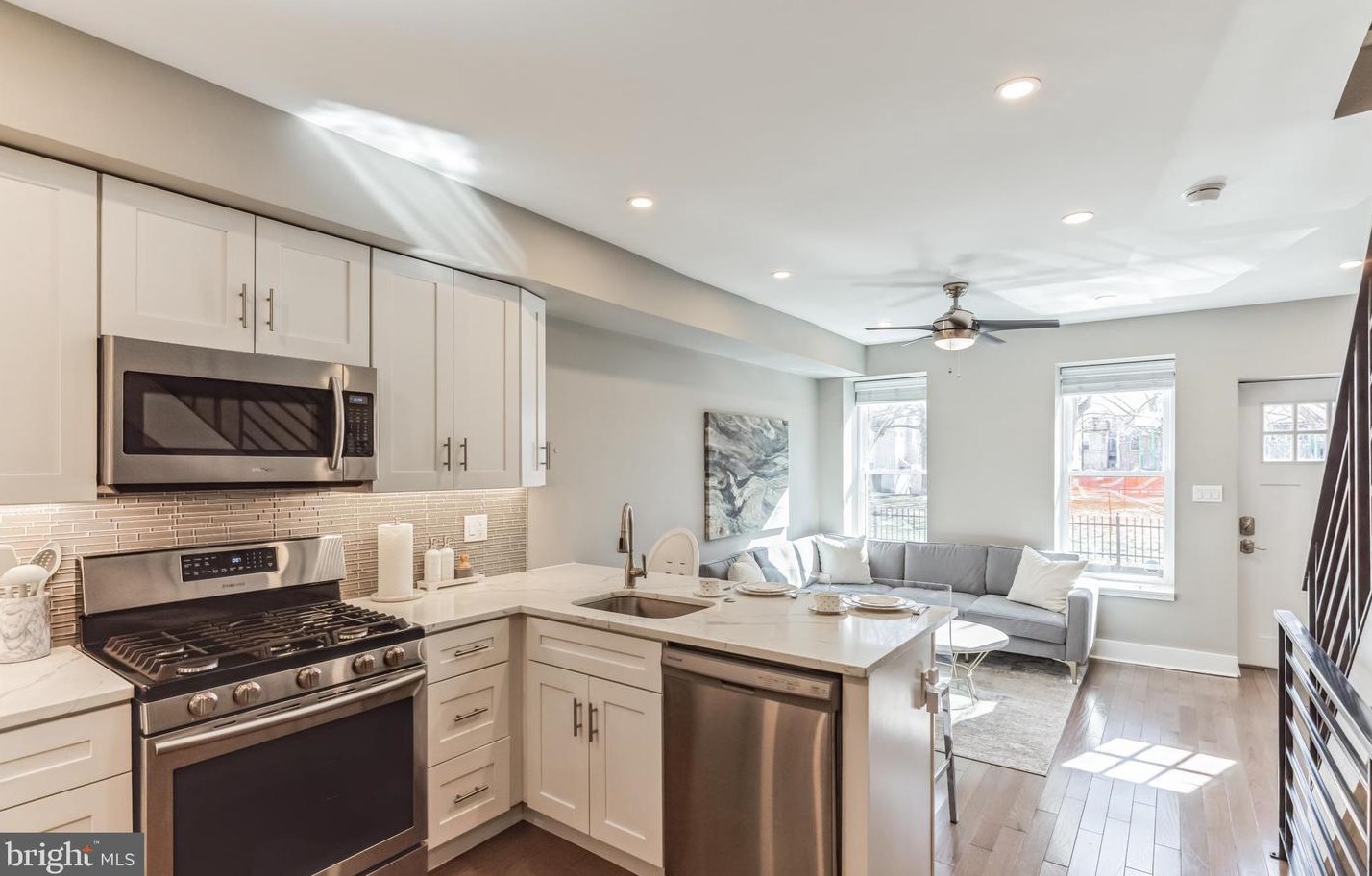 1226 Sheridan St, Philadelphia PA  19147-4820 exterior