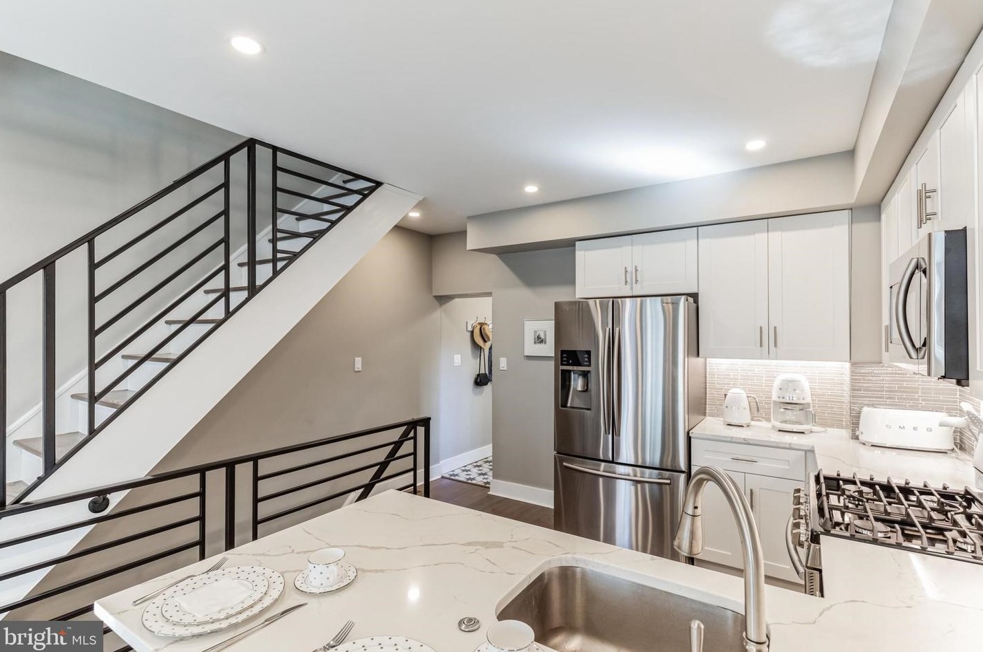 1226 Sheridan St, Philadelphia PA  19147-4820 exterior