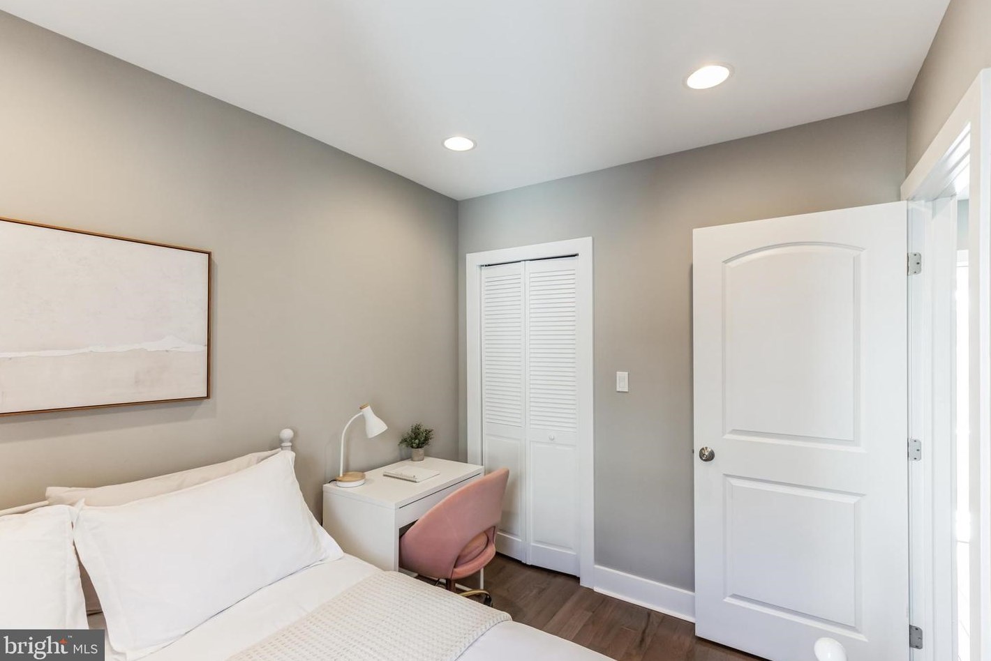 1226 Sheridan St, Philadelphia PA  19147-4820 exterior