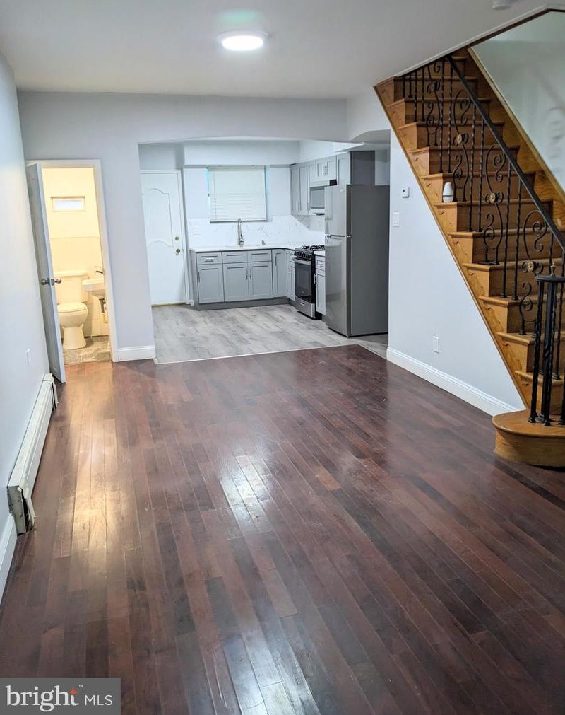 2321 Hemberger St, Philadelphia PA  19145-3314 exterior