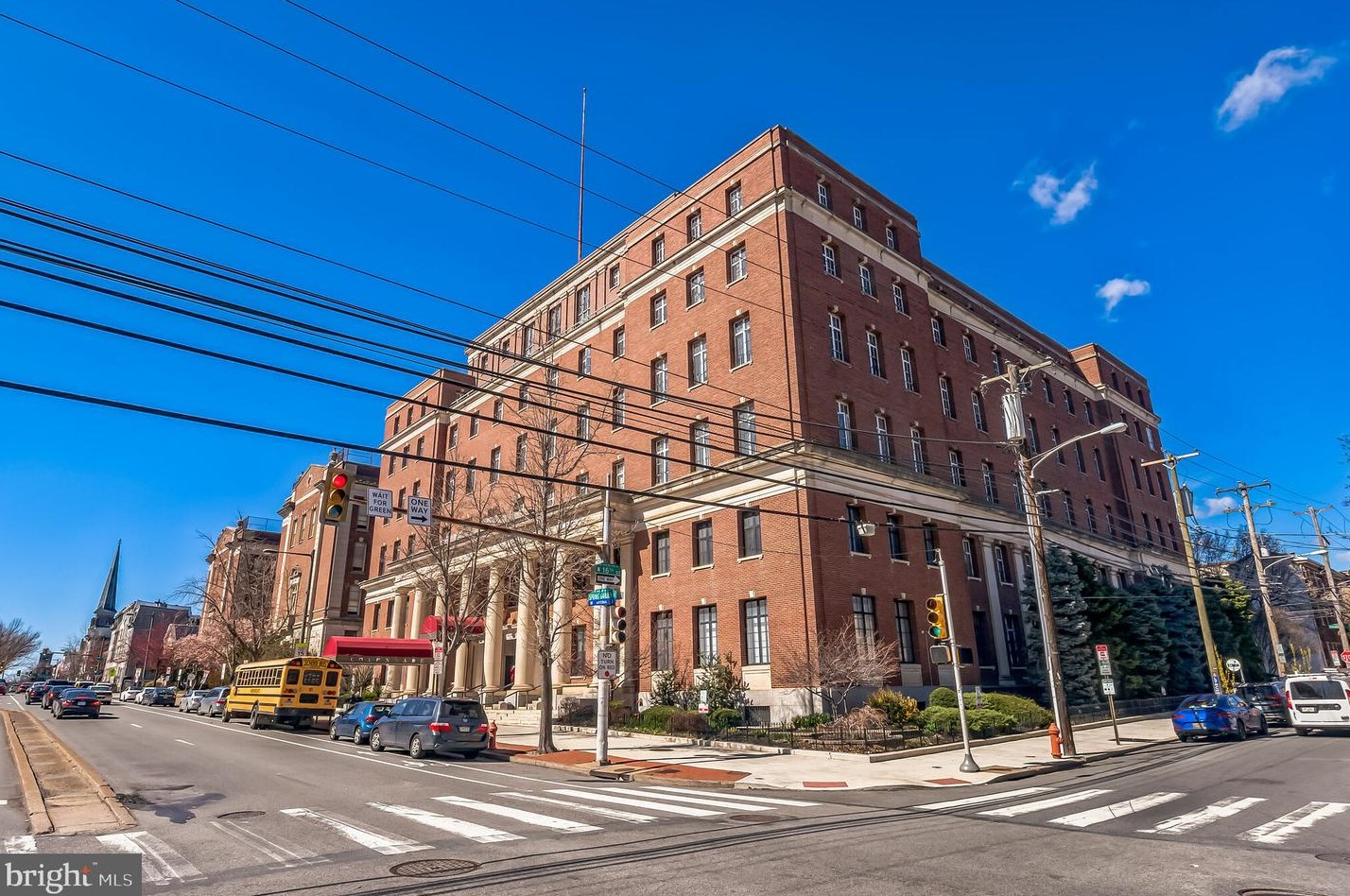 1601 Spring Garden St, Philadelphia PA  19130-3940 exterior