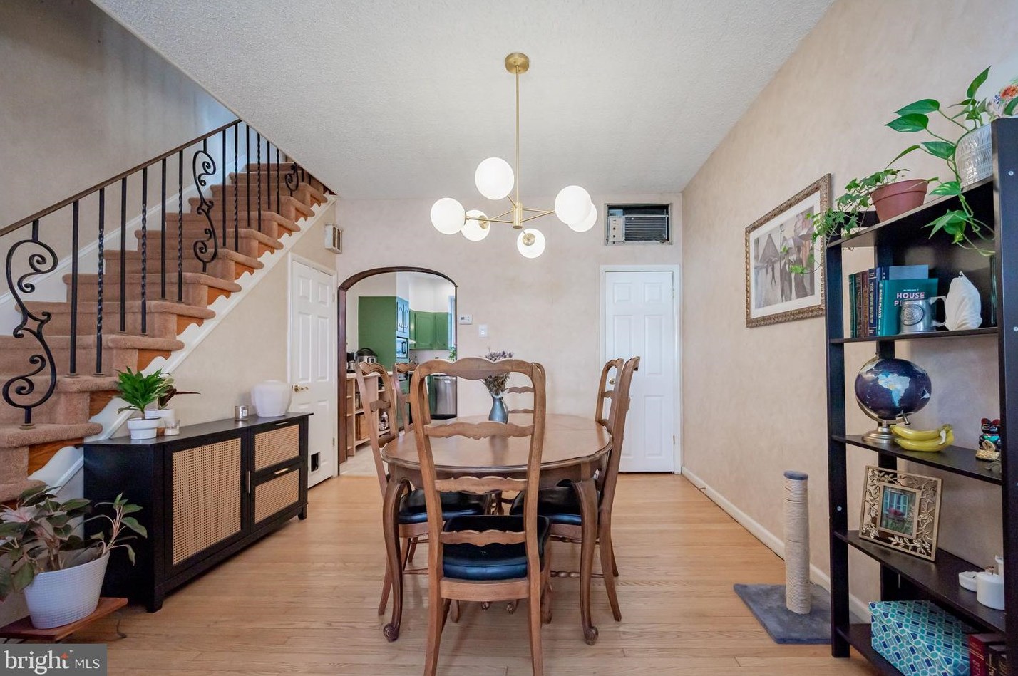 2427 Rosewood St, Philadelphia PA  19145-4429 exterior