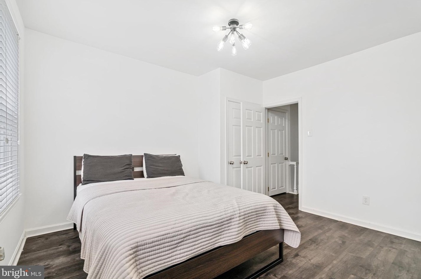3058 Weikel St, Philadelphia PA  19134-3721 exterior