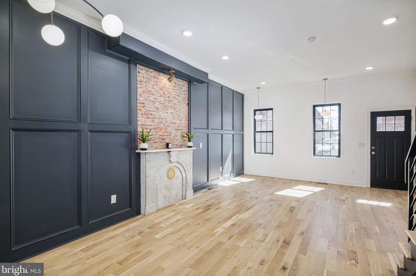 1633 Wharton St, Philadelphia PA  19146-3036 exterior
