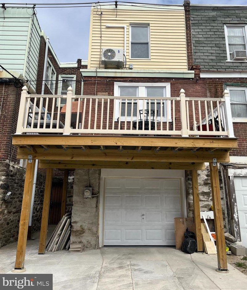 1620 Champlost St, Philadelphia PA  19141-1819 exterior