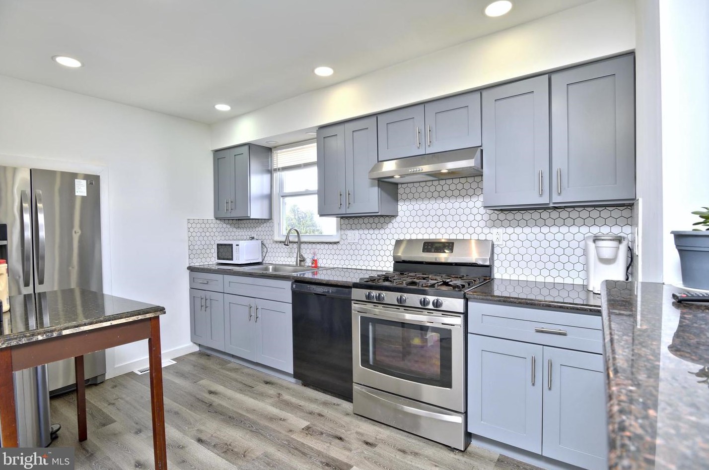 400 Parlin St, Philadelphia PA  19116-3520 exterior