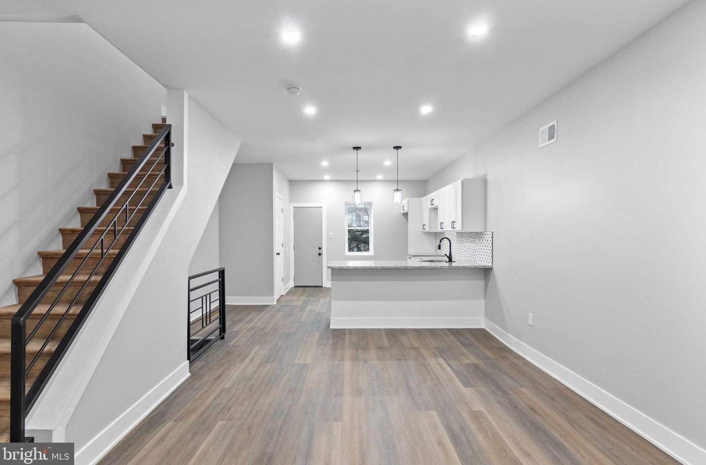 6435 Norwood St, Philadelphia PA  19138-2507 exterior