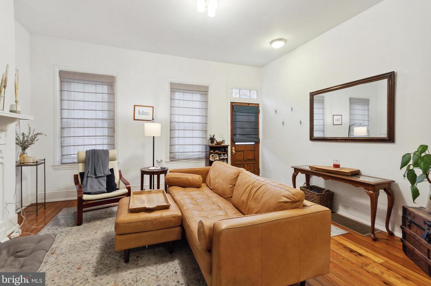 916 Orianna St, Philadelphia PA  19147-6646 exterior