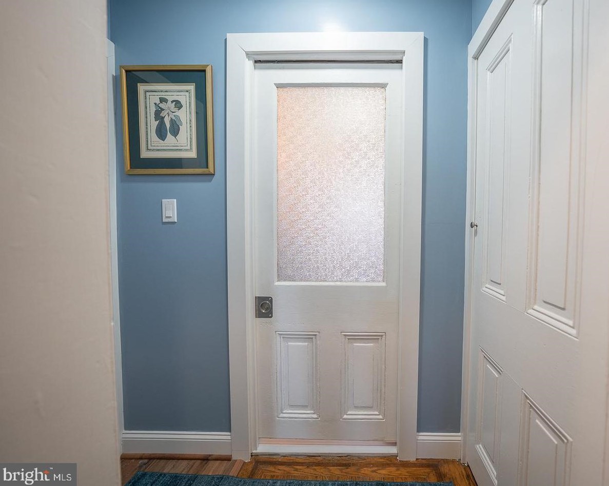 3545 Indian Queen Ln, Philadelphia PA 19129-1520 exterior