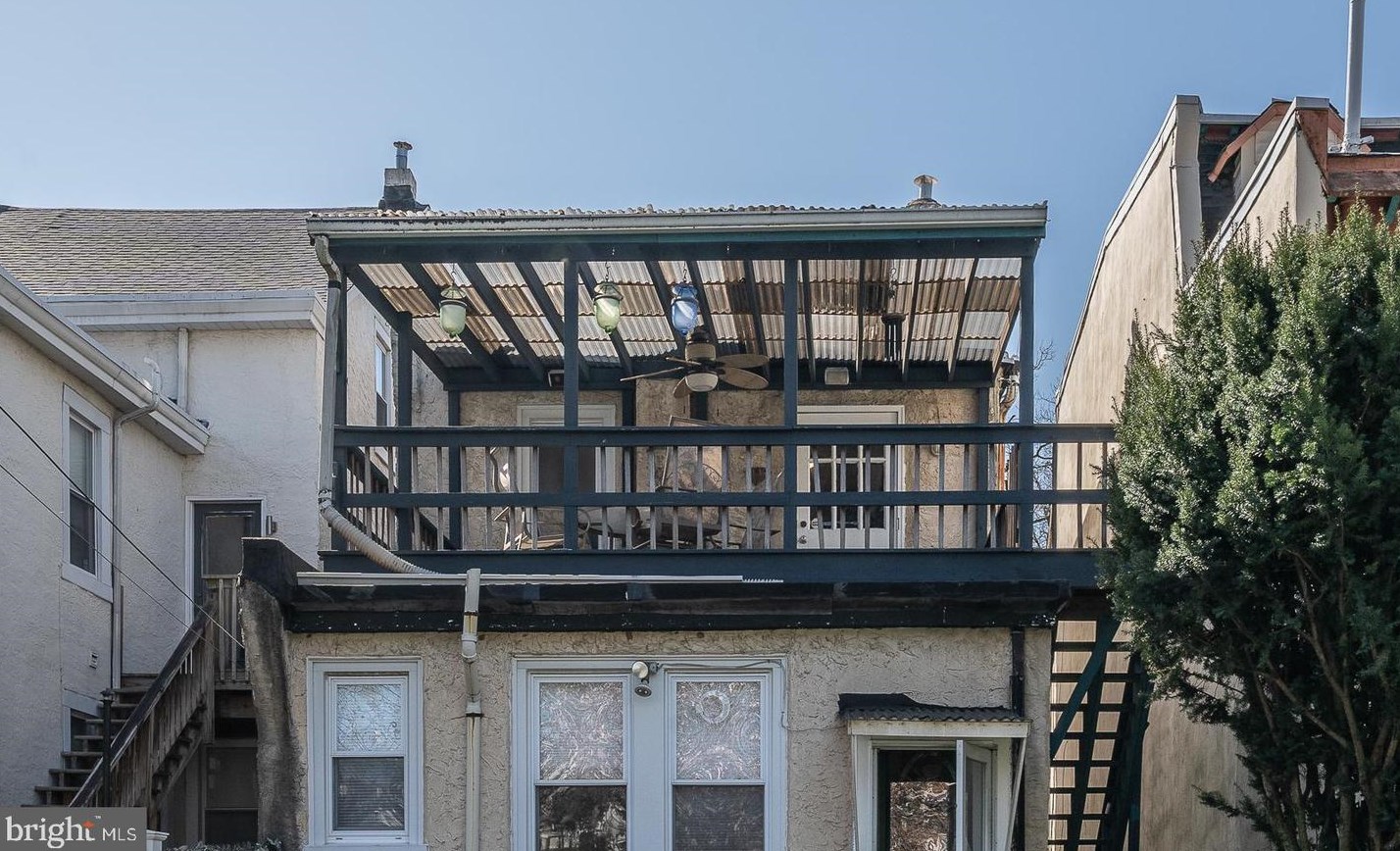 3545 Indian Queen Ln, Philadelphia PA 19129-1520 exterior