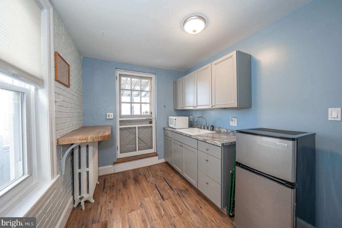 3545 Indian Queen Ln, Philadelphia PA 19129-1520 exterior