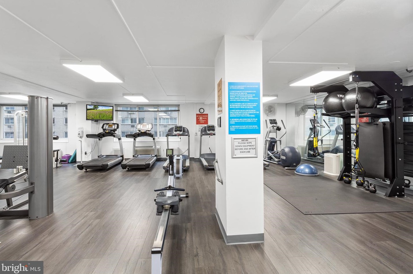 1901 John F Kennedy Blvd, Philadelphia PA 19103-1598 exterior