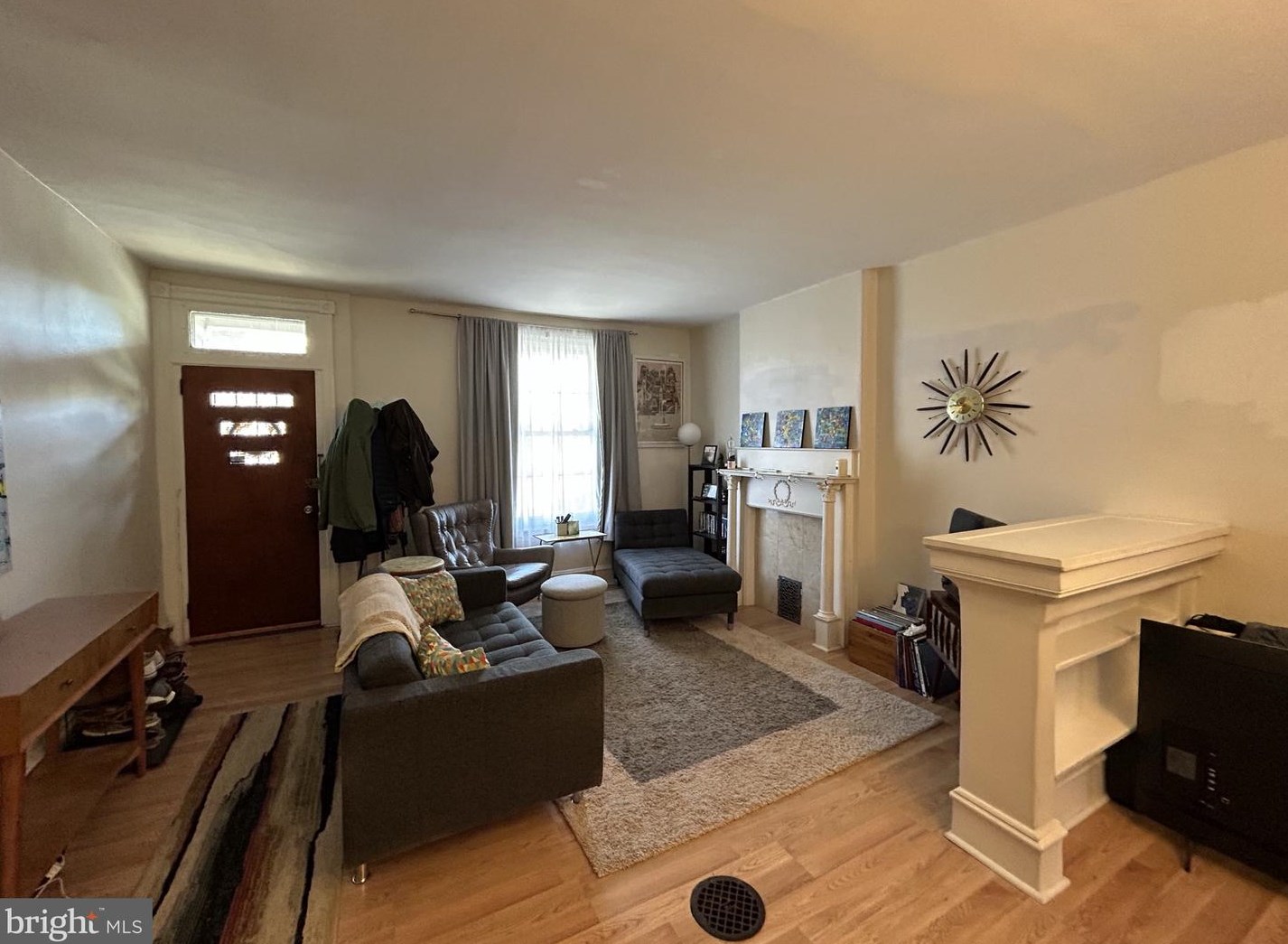 158 Lauriston St, Philadelphia PA  19128-3728 exterior