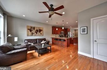 4706 Smick St, Philadelphia PA  19127-1948 exterior