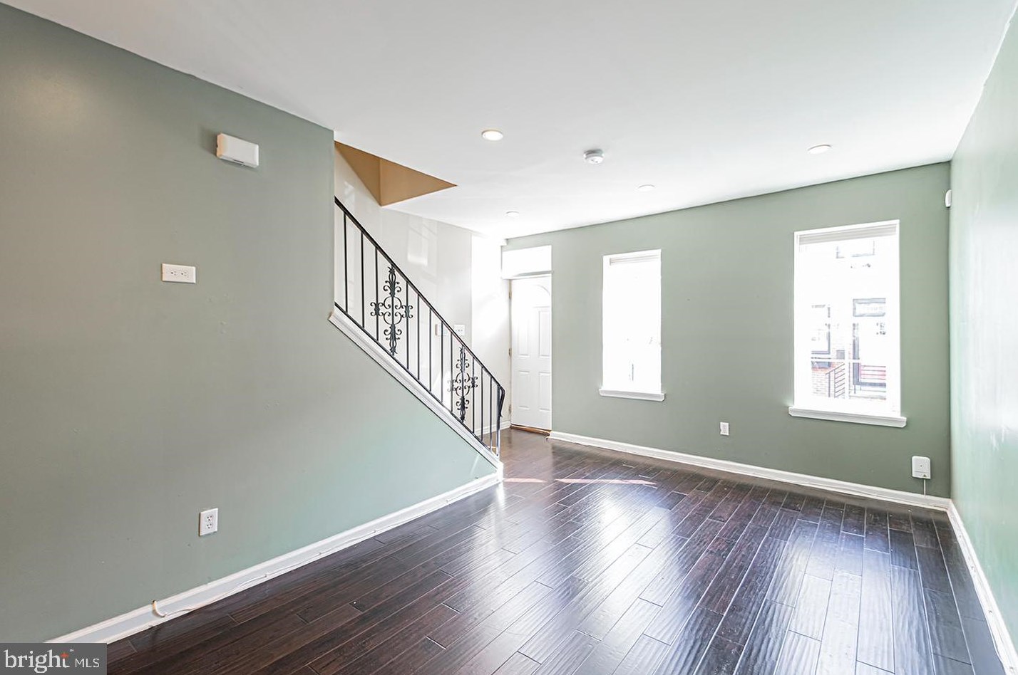 1004 Chadwick St, Philadelphia PA  19146-2008 exterior