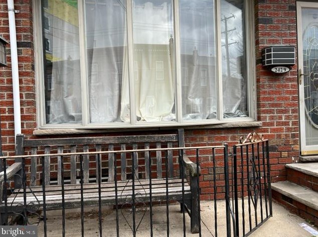 2429 Huntingdon St, Philadelphia PA  19132-3632 exterior