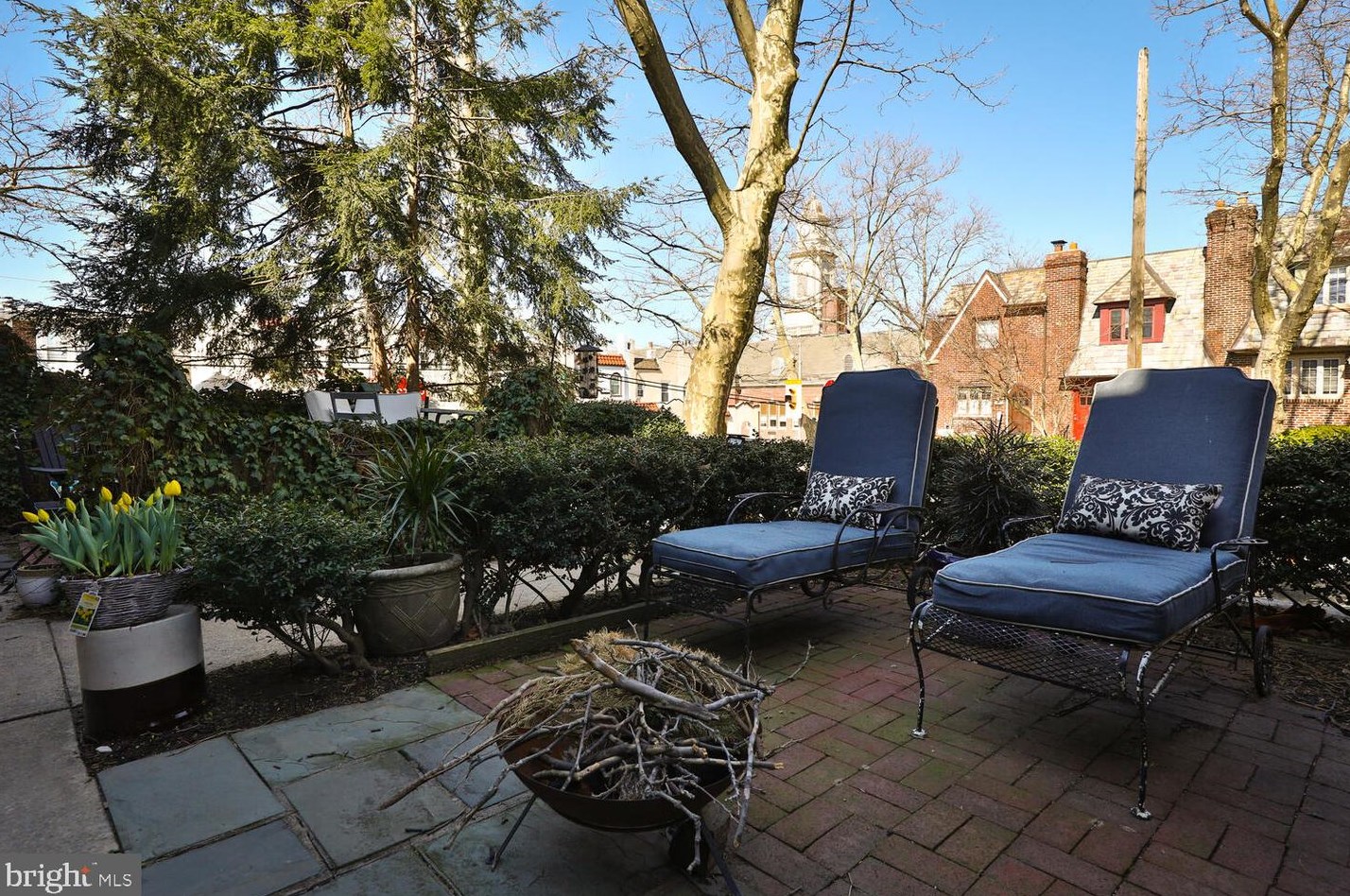 3470 Queen Ln, Philadelphia PA  19129-1441 exterior