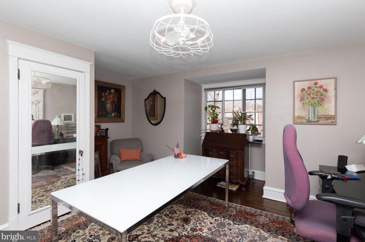 3470 Queen Ln, Philadelphia PA  19129-1441 exterior