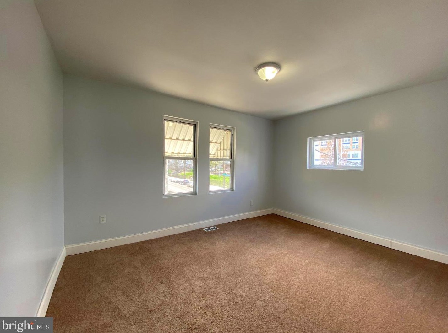 3100 Barnett St, Philadelphia PA  19149-3101 exterior